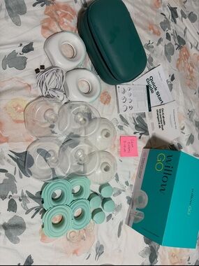Willow Go pump with accessories